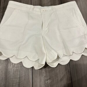 Lilly Pulitzer White Scalloped Women's Shorts